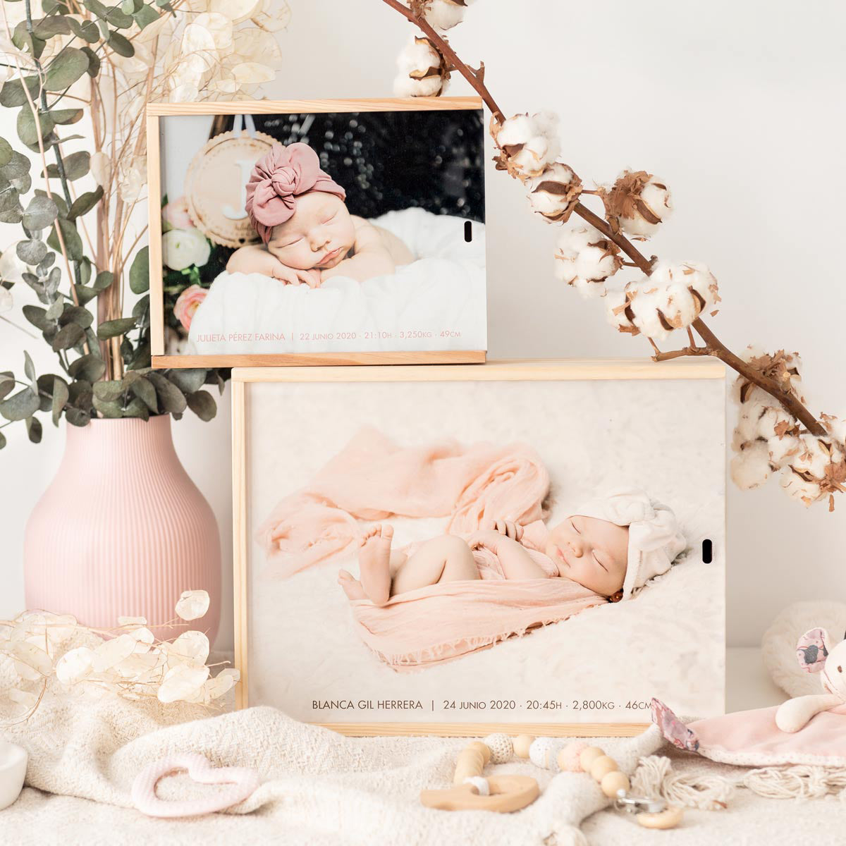 Birth box with photo in wood