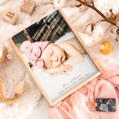 Birth box with photo in wood
