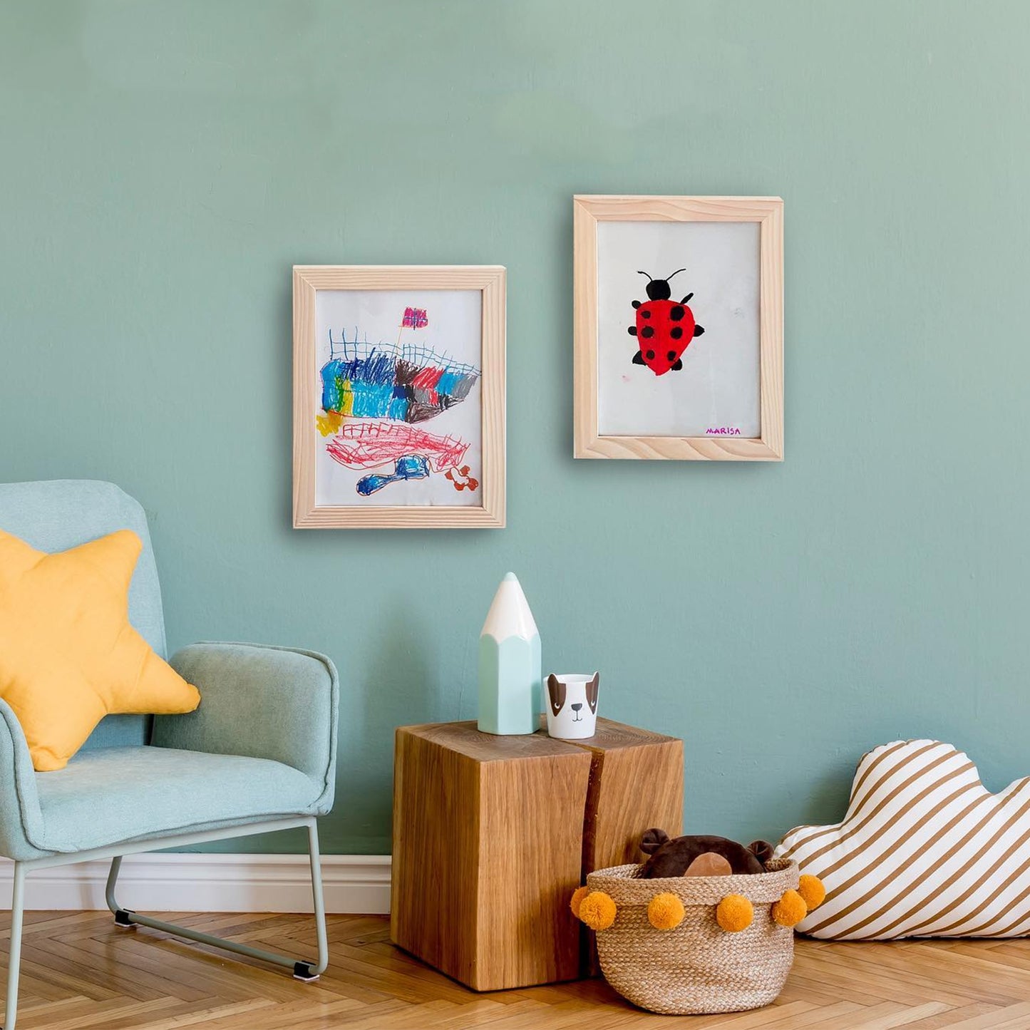 A5 Photo Frame with Display & Storage