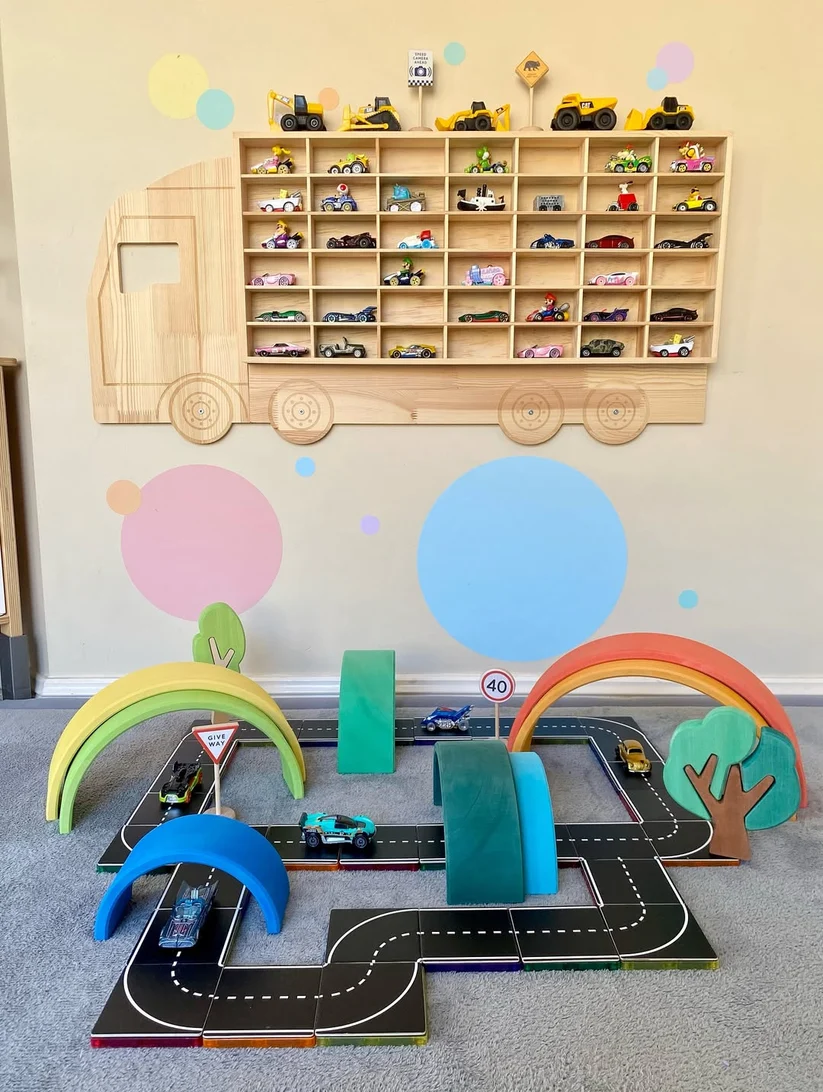 Truck-Shaped Wooden Display Rack, 42 Slots, 1:64